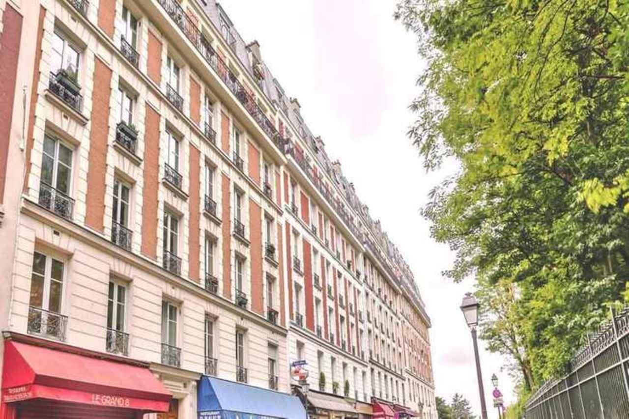 Montmartre, With An Amazing View Over Paris ! Exterior photo